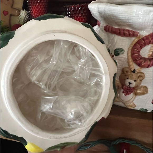 Vintage Christmas Nutcracker Large Cookie Jar - Picture 8 of 8
